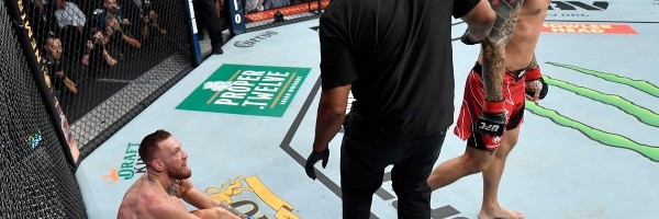 Strašna povreda Mekgregora zaustavila meč