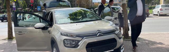 Privatna kompanija donirala automobil opštini Gornji Milanovac