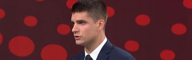 ZGODNI REPORTER RTS-A POKAZAO DRUGU STRANU: Zaludeo dame širom regiona, o jednom snimku BRUJE SVI! (VIDEO)