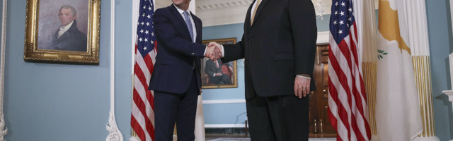 Poruka Turskoj? SAD ukidaju sankcije na izvoz vojne opreme Kipru