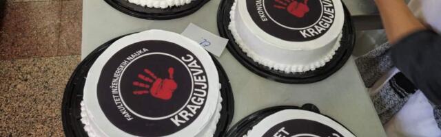 Poklon torta od koje se vlast uplašila