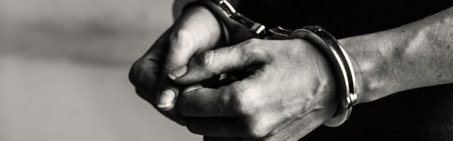 Na prelazu Merdare uhapšen 77-godišnjak osumnjičen za ratne zločine 1999.godine