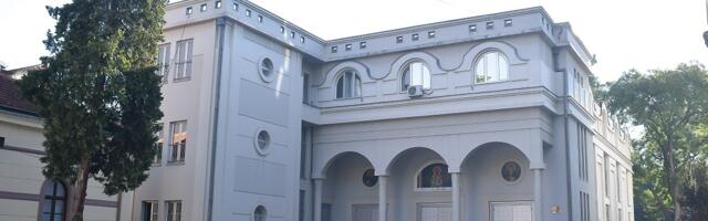 Lekarka o postu i prevenciji i lečenju gojaznosti, neplodnosti i drugih bolesti na promociji knjige u Nišu