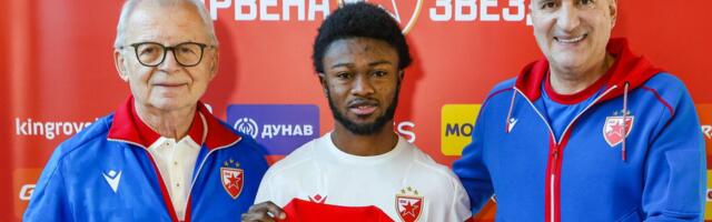 Zvezda predstavila Ovusua: „Izabrao sam broj zbog preminule majke“