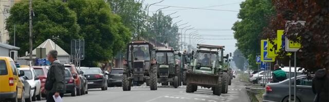 Petnaesti dan blokada: Poljoprivrednici najavljuju blokadu 100 saobraćajnica širom Srbije - "Ne odustajemo!"