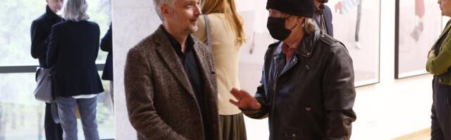 (FOTO) Šok u programu RTS: Došao bez gaća, pa mu se otkopčao šlic