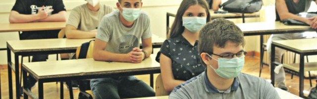 PORAŽAVAJUĆI REZULTATI gimnazijalaca i srednjoškolaca na probnoj državnoj maturi! REŠILI TAČNO JEDAN OD 20 ZADATAKA IZ MATEMATIKE