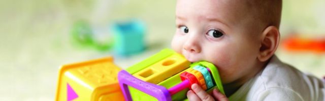 OVE DEČJE IGRAČKE SU OPASNE! Nikako ih ne kupujte, STRUČNJACI UPOZORAVAJU DA MOGU TRAJNO DA OŠTETE SLUH!