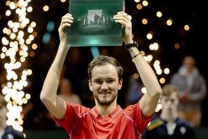 Данил Медведев освојио турнир у Ротердаму