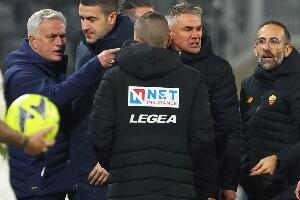 Мурињо суспендован на два меча и новчано кажњен са 10.000 евра