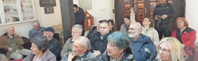 Vlasotinčani uz Vlastu Cenića obeležili Nacionalnalni dan knjige