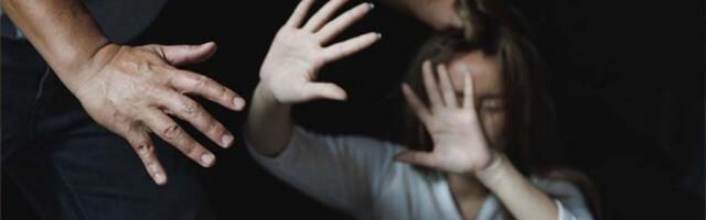 POKUŠAJ UBISTVA PRED DETETOM! Bivšoj partnerki zario nož u vrat – pobegla kroz prozor kupatila!