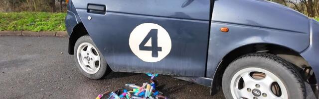 Vozio auto na smeće: Jutjuber napravio bateriju od 500 bačenih vejpova i prešao 29 km