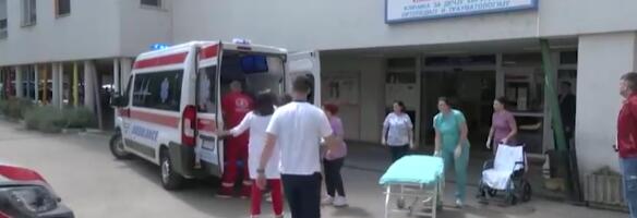 MALI DANILO STIGAO U NIŠ: Dečak povređen u saobraćajnoj nesreći kod Kotora prebačen avionom Vlade Srbije (FOTO)