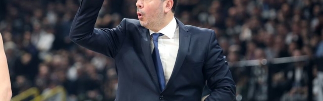 Petar Mijović ostaje na klupi Budućnosti!