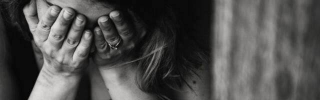 "NE ZNAM ŠTA JE BILO TEŽE, ŠTO SAHRANJUJEM MUŽA ILI ŠTO MORAM DA LAŽEM RODBINU"! Sanja je ostala bez supruga, ali su tek onda nastupili veliki problemi!