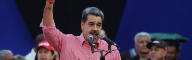 Николас Мадуро одобрио репатријациони лет миграната из САД