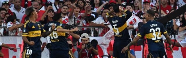 DRAMA, FUDBAL NA IVICI TUČE I PENAL ZA HAOS NA MONUMENTALU! Da li može drugačije kada igraju River i Boka?! Argentinski derbi oduševio planetu! (FOTO, VIDEO)