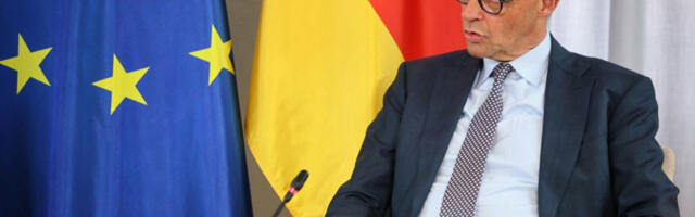 Merc progoni neistomišljenike: Berlin kažnjava kritiku, Srbija pokazuje lice demokratije