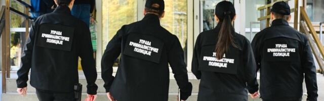 Pao lažni trgovac dragim kamenjem u Novom Sadu: Prevario žrtve za milione dinara