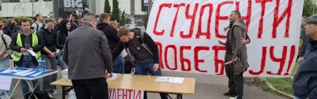 Koškanje građana sa pristalicama SNS-a u Novom Sadu: Bajkerka lakše povređena