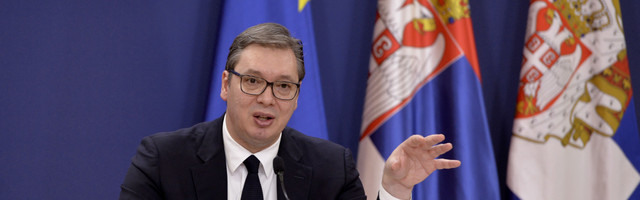 VUČIĆ: S Ružićem dogovorena izmena zakona zbog udžbenika