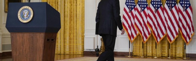 Kraj američkog sveta