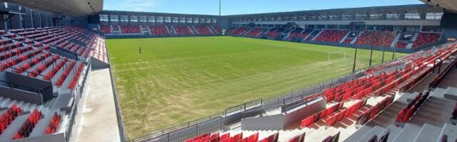 "Gde je režimska kompanija GAT potrošila novac za izgradnju "Old Traforda" u Leskovcu?"
