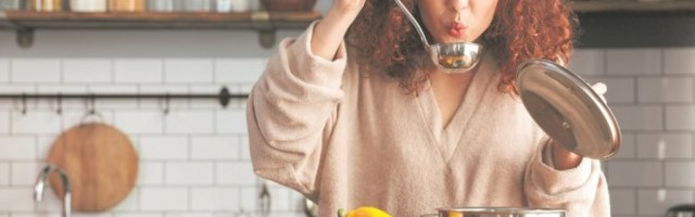 NIJEDAN DAN BEZ supe ili čorbe - 7 RECEPATA za svaki dan u nedelji! Od juneće čorbice do boršča!