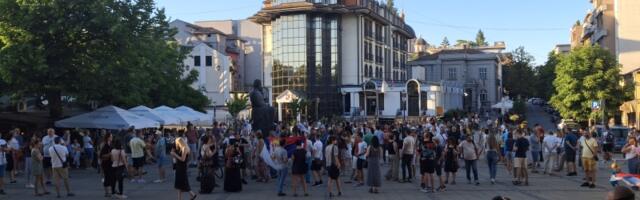 Najavljen protest na Đačkom trgu - "Koga branite?"