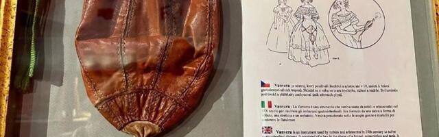 Žene nekada nisu izlazile iz kuće bez ovog ČUDNOG APARATA, a čemu je služio - to je POSEBNA PRIČA