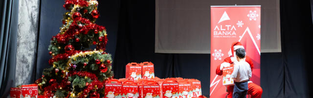 Praznična misija ALTA Banke: novogodišnji pokloni za decu u Beloj Crkvi