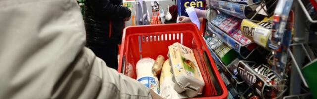 Jedna plata - jedva za život: Građani na ivici, statistika slavi "uspeh"