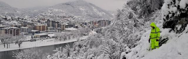 EDS: Radnici danonoćno ulažu nadljudske napore da Loznica i Valjevo ponovo imaju struju