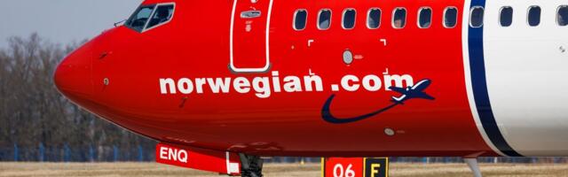 Boeing 737 kompanije Norwegian prinudno sleteo u Beč zbog pukotine na vetrobranskom staklu