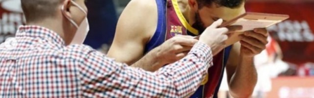 VELIKI JE SRBIN NIKOLA MIROTIĆ: Košarkaš Barselone ljubio ikonu u Pioniru