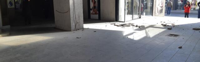 Pasaž Lučne zgrade se urušava – Bezbijednost građana ugrožena (Video)