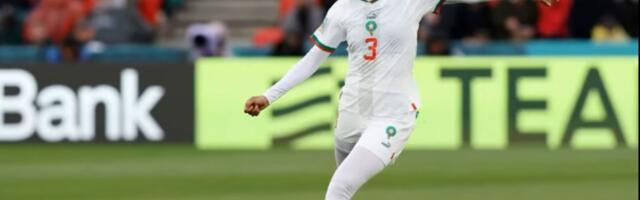 Nuhaila Benzina prva igračica koja nosi hidžab na Svetskom prvenstvu