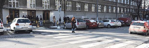 PETA BEOGRADSKA GIMNAZIJA IZAŠLA IZ BLOKADE: "Uprkos tvrdnjama da ne izlazi, danas ona kreće sa nastavom! Istina je izašla na videlo" (VIDEO)