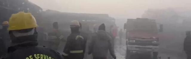 JEZIVA KLANICA NA AUTO-PUTU! 13 mrtvih, više od 100 povređenih u paklu magle