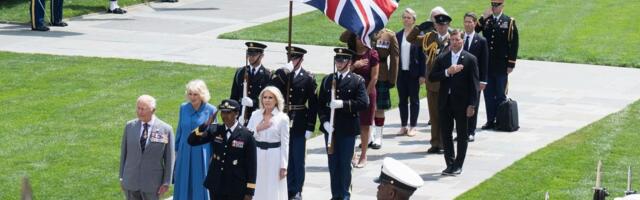 Težak gaf tokom posete kralja Čarlsa SAD: Amerikanci obrnuli naopako britansku zastavu! Ali to nije sve...