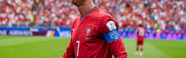 KRISTIJANO NIKAD NIJE DOŽIVEO OVAKVE KRITIKE: Ako je timski igrač, Ronaldo treba da sedne na klupu...