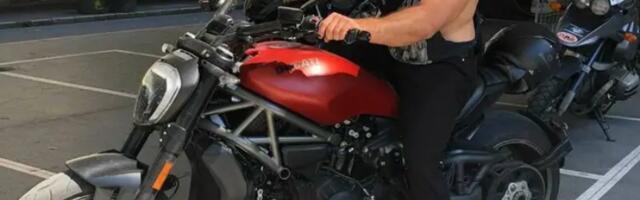 Australijski niželigaški MMA borac potpuno smireno rešio problem dvojice napadača