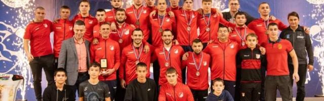 Rvači Proletera ekipni šampioni Srbije