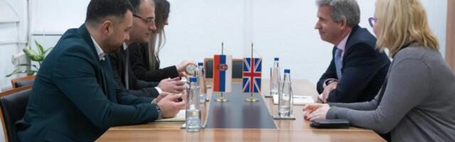 Britanski ambasador u Nišu: Da učvrstimo demokratska načela i stvorimo sigurnost u institucije
