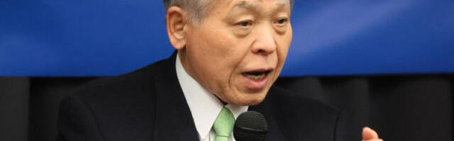 Неко мора да среди неред