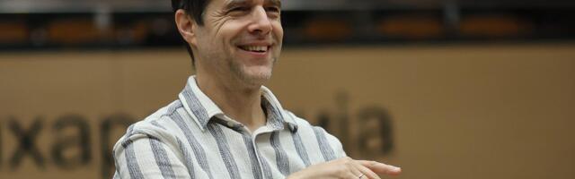 INTERVJU Nemački dirigent Kristof Kenih: Verujem da je klasična muzika slobodna i veoma nepolitična