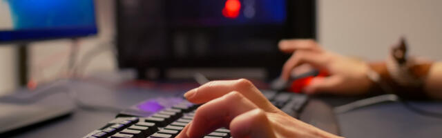 Пензионерка се није јављала породици, полиција је затекла у соби како игра видео игре