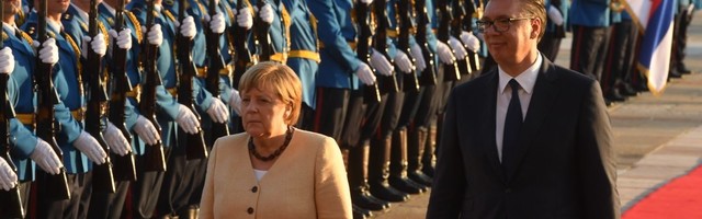 „Dve teme iznenadile, Merkelova poslala snažnu poruku Prištini“