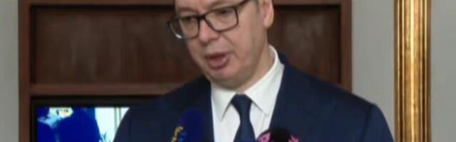 "RAZGOVARAO SAM SA MAKRONOM 45 MINUTA, ALI I SA PLENKOVIĆEM"! Vučić iz Nju Delhija: "Rekao mi je da savez Zagreb-Priština Tirana nije usmeren protiv nas"